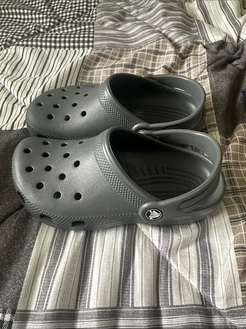 CROCS Kids Classic Clog in Charcoal Gray